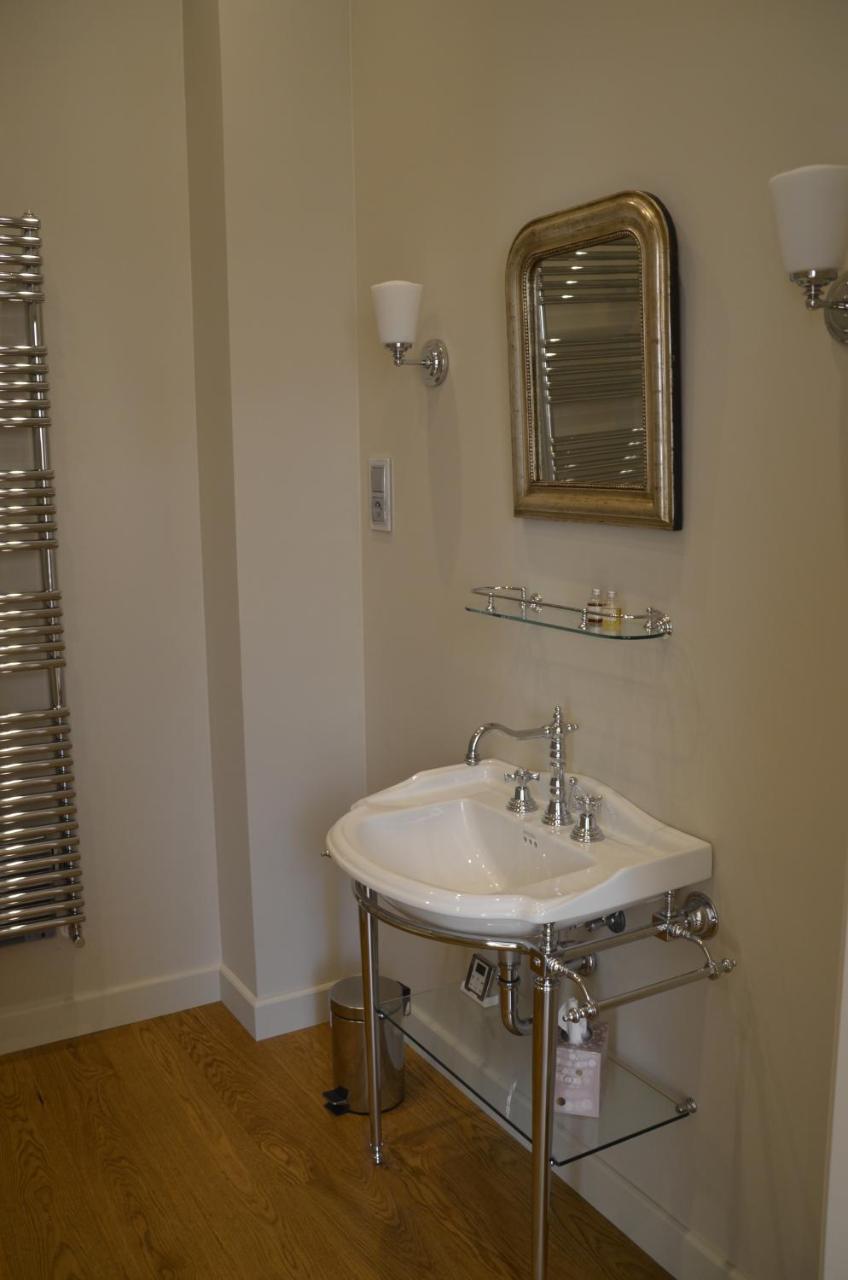 アラス Entre Cour Et Jardin Bed & Breakfast エクステリア 写真