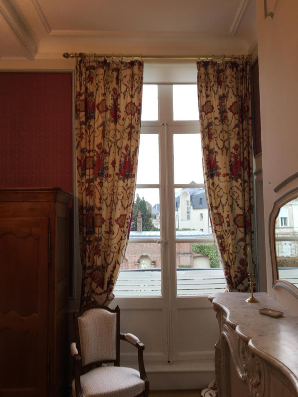 アラス Entre Cour Et Jardin Bed & Breakfast エクステリア 写真